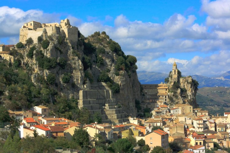 Bagnoli del Trigno, Molise - © GybasDigiPhoto