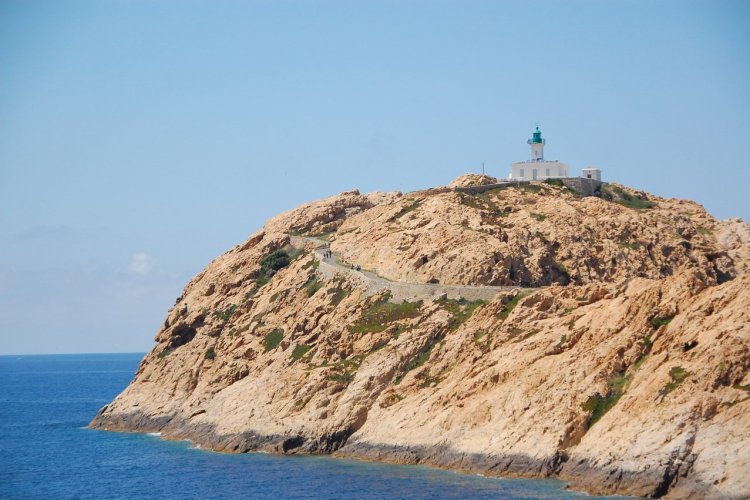 Phare de l'île-Rousse - © legabatch - stock.adobe.com