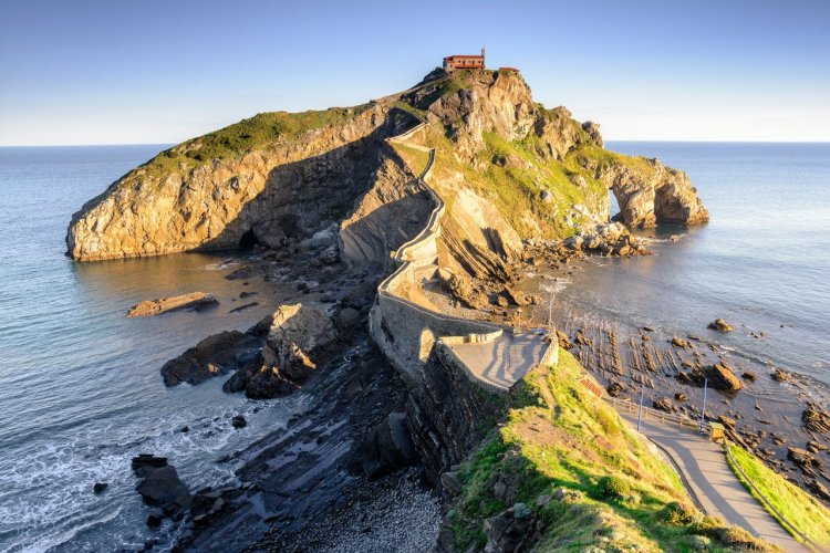 L'île Gaztelugatxe - © Jon Chica - Shutterstock.com