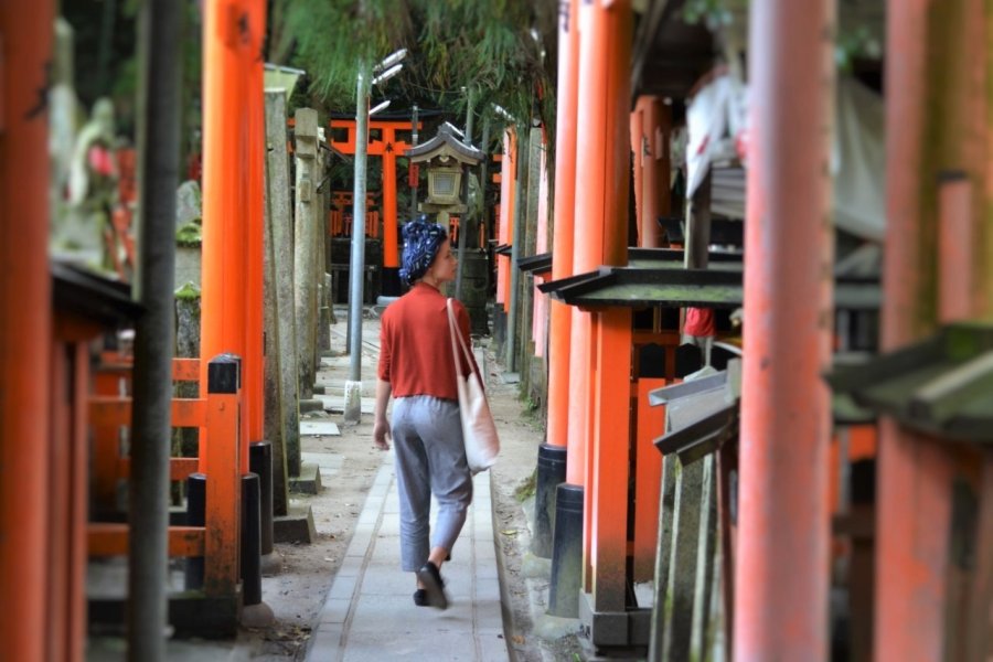 Au sanctuaire Fushimi-Inari