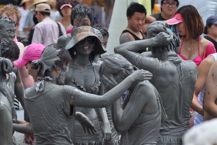 Festival de la boue de Boryeong - © ST Travel - Shutterstock.com