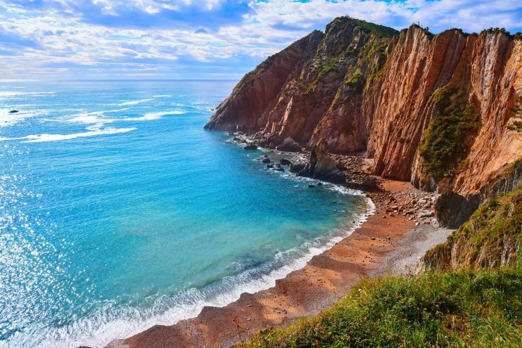 La playa del silencio - © lunamarina - Shutterstock.com