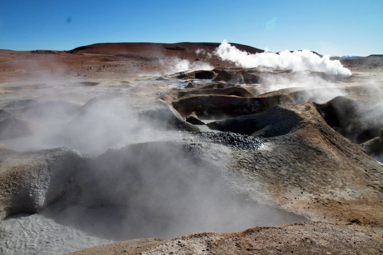Geyser de l'Altiplano - © Stéphan Szeremeta