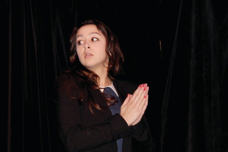 Anne-Sophie, l'une des deux protagonistes (Violette Barratier) - © Lisa Picovschi