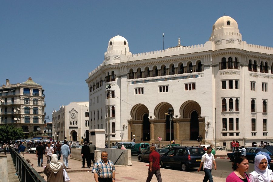 Une exposition sur les perles d'Afrique à Alger