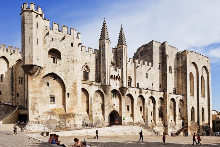 Le palais des Papes - © Sime - Photononstop