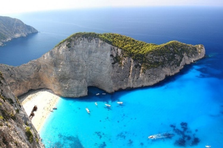 La plage de Navagio, île de Zante - © Samot - Shutterstock.com