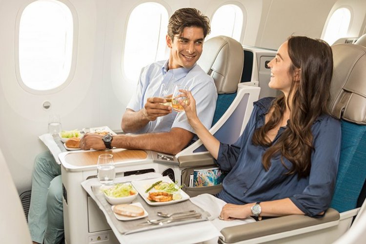 - © Air Tahiti Nui