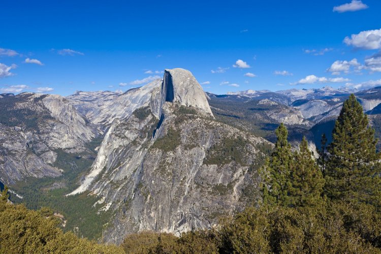 Glacier Point - © MariuszBlach - iStockphoto.com