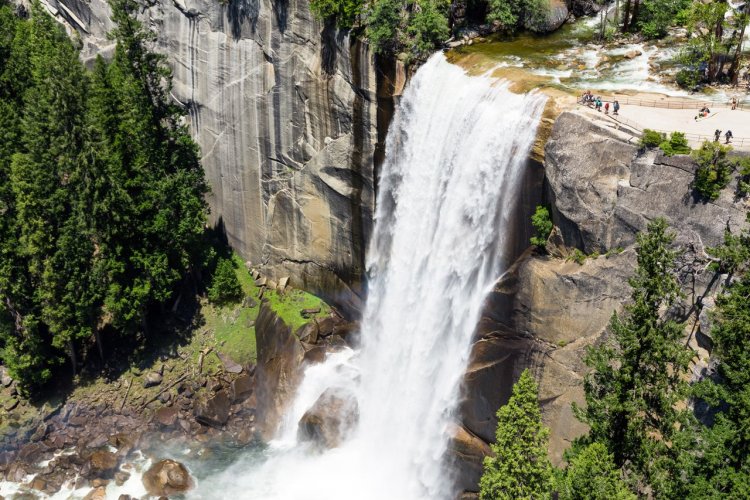 Vernal Fall - © MariuszBlach - iStockphoto.com