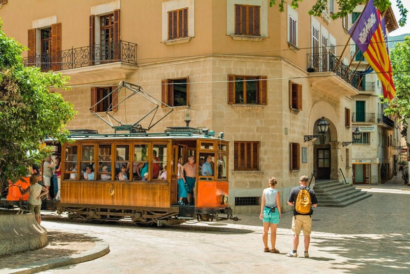 - © Thomas Cook Groupe