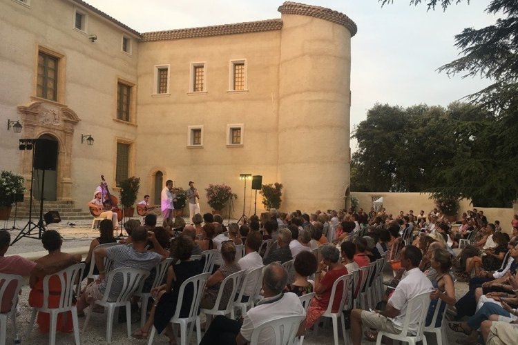 - © Les Musicales dans les Vignes