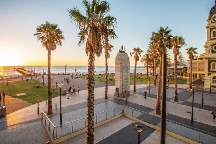 Plage de Glenelg, Adelaïde - © South Australian Tourism Commission