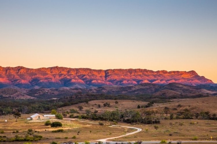 Wilpena Pound, parc national d'Ikara - Flinders Ranges - © South Australian Tourism Commission