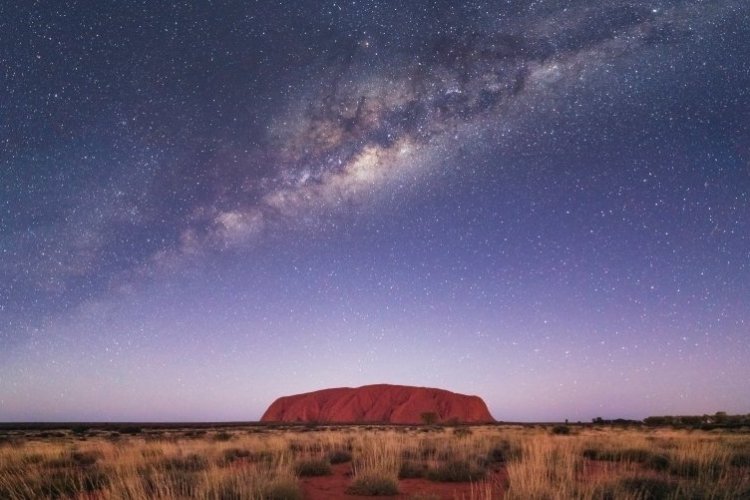 Uluru (Ayers Rock) - © Tourism NT