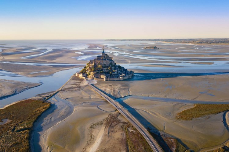 Le Mont-Saint-Michel - © Jrossphoto - Shutterstock.com