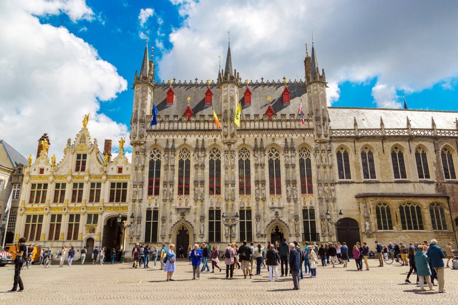 guide de voyage, Hôtel de Ville de Bruges - © S-F - Shutterstock.com