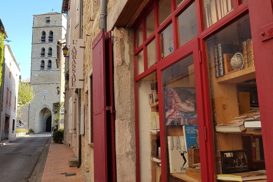 LE VILLAGE DU LIVRE ET DES ARTS A 20 MINUTES DE CARCASSONNE