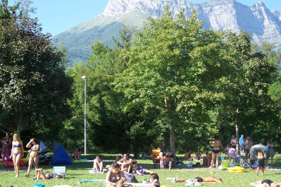 Camping en Savoie : le bonheur de poser ses valises dans la zone du Lac de Carouge