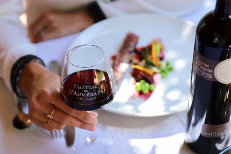 Cuvée Dame de Piegros AOP Côtes de Provence - Cru classé - © aumeradeshop.com