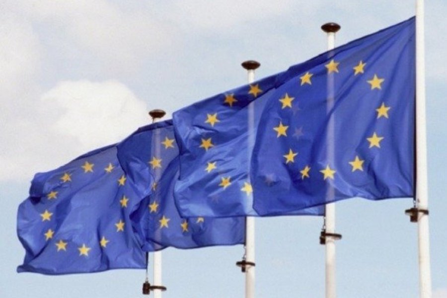La Commission européenne invite l'espace Schengen à prolonger la fermeture des frontières