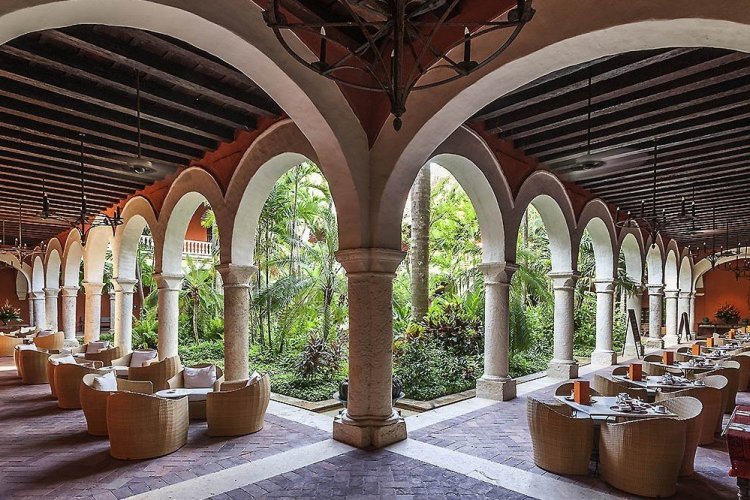 - © Sofitel Legend Santa Clara