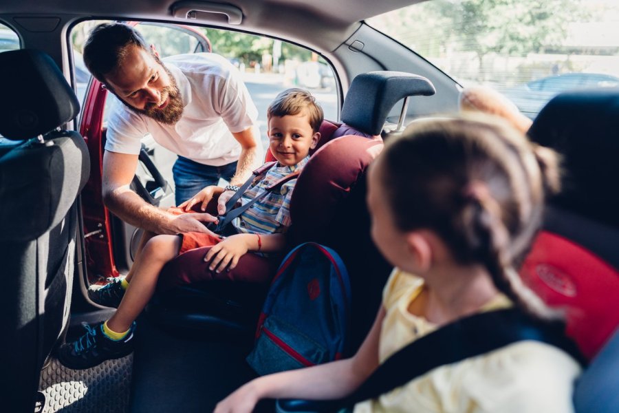 Départ en vacances : adopter les bons réflexes pour prendre sereinement la route