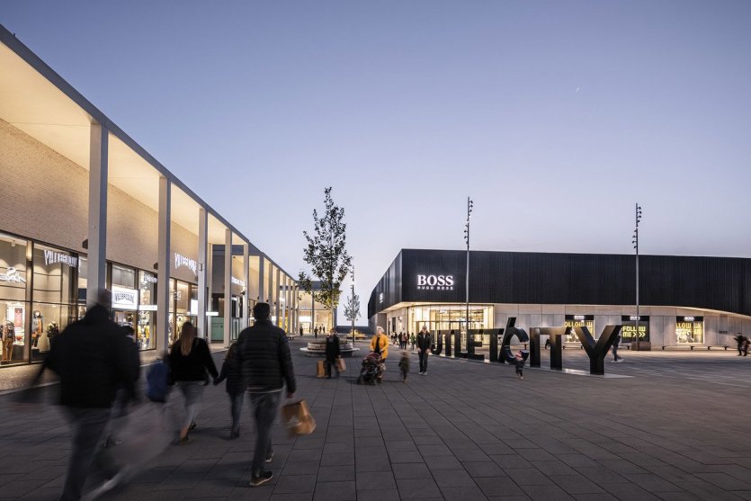 - © Outletcity Metzingen