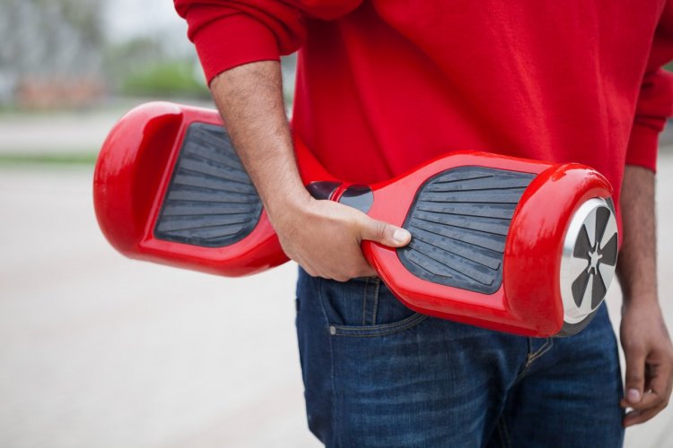 Hoverboard - © (c)hurricanehank - shutterstock