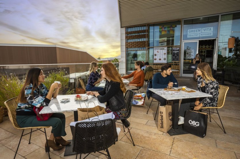 Viladecans The Style Outlets en Barcelona, tu de compras al aire libre : Barcelone