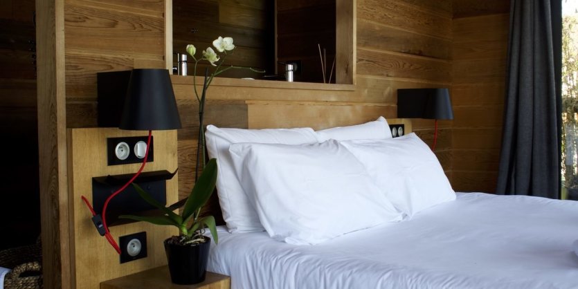 Chambre Luxe - © Domaine des Prés Verts