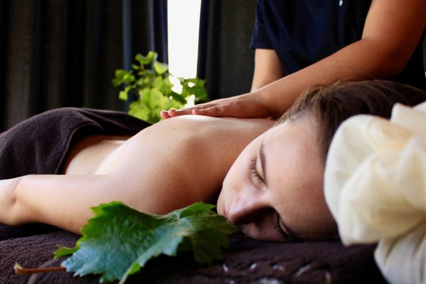 Cube Massages & Spa Vinésime - © Domaine des Prés Verts