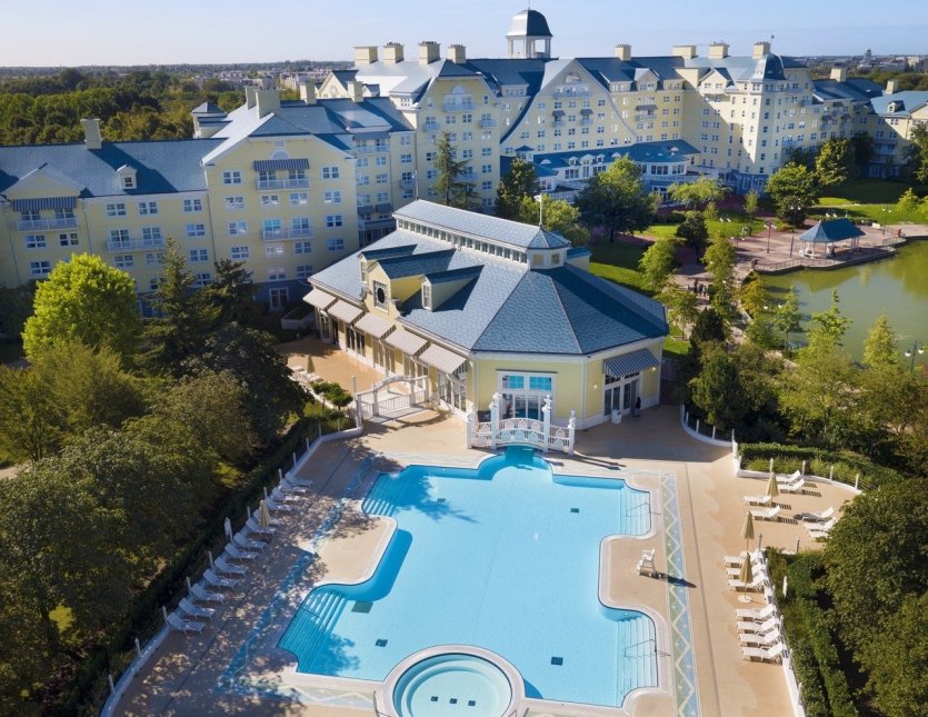 Disney’s Newport Bay Club - © DR