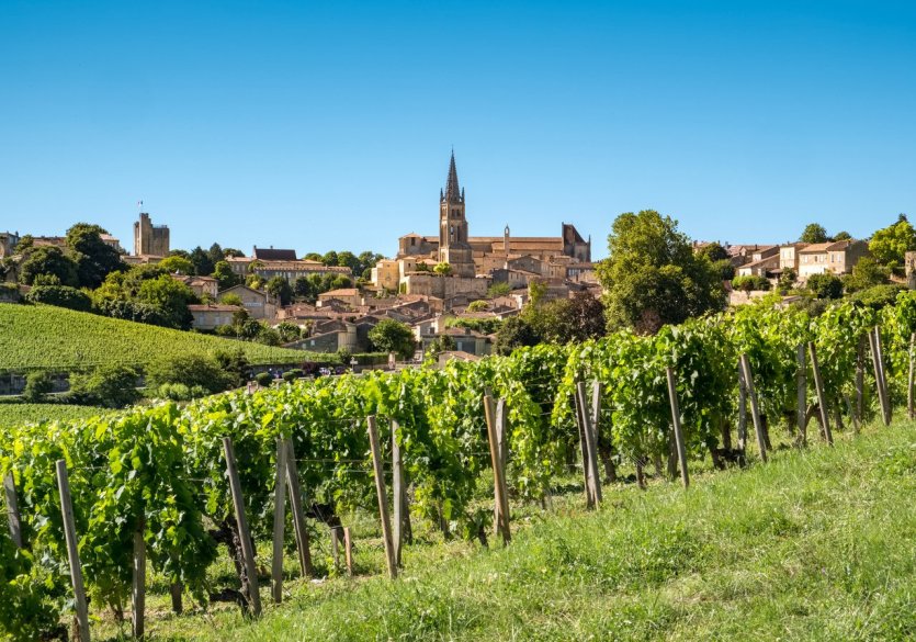 Saint-Emilion - © Wallpaper101
