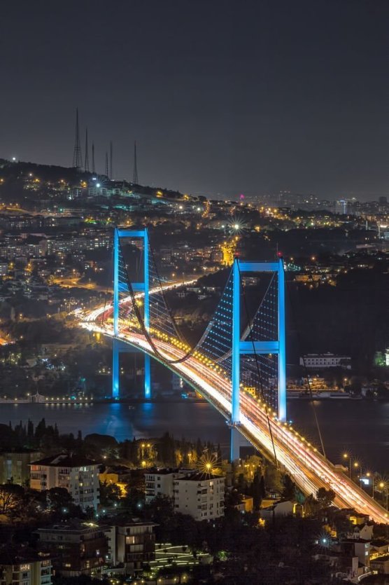 - © Shutterstock