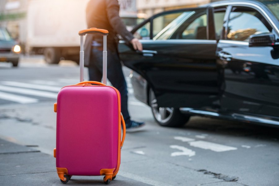 Les avantages de passer par un voiturier pour se rendre à l'aéroport