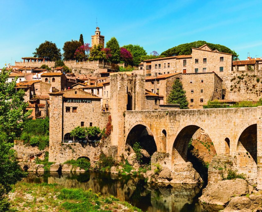 Besalú - © Eduard Sánchez Ribot
