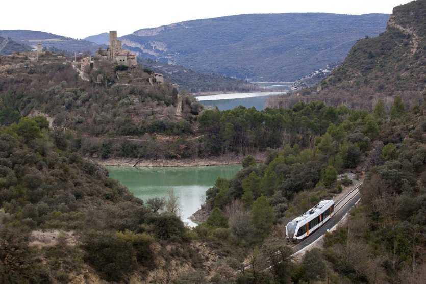 Tren dels llacs - © FGC - (Ferrocarrils de la Generalitat de Catalunya)