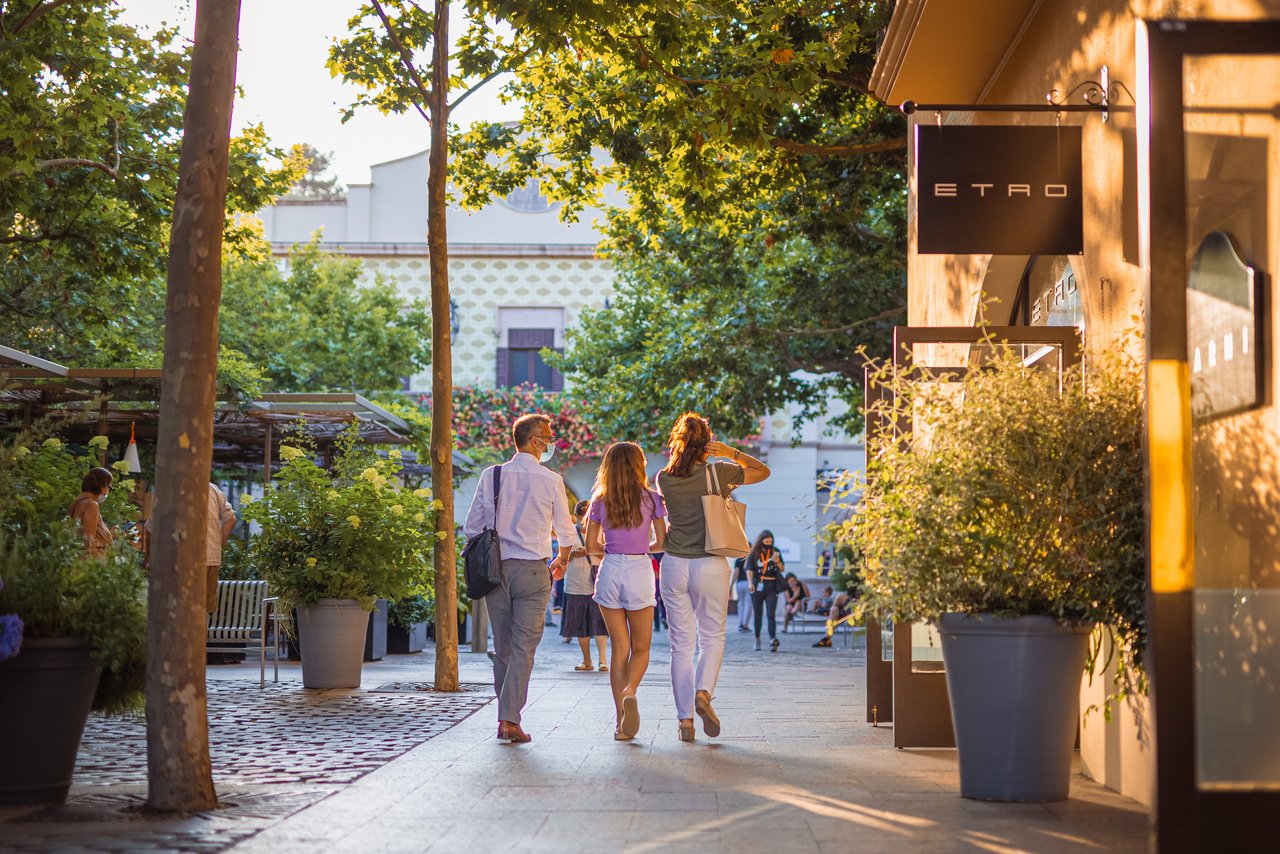 La Roca Village un arr t shopping ne pas manquer lors d un