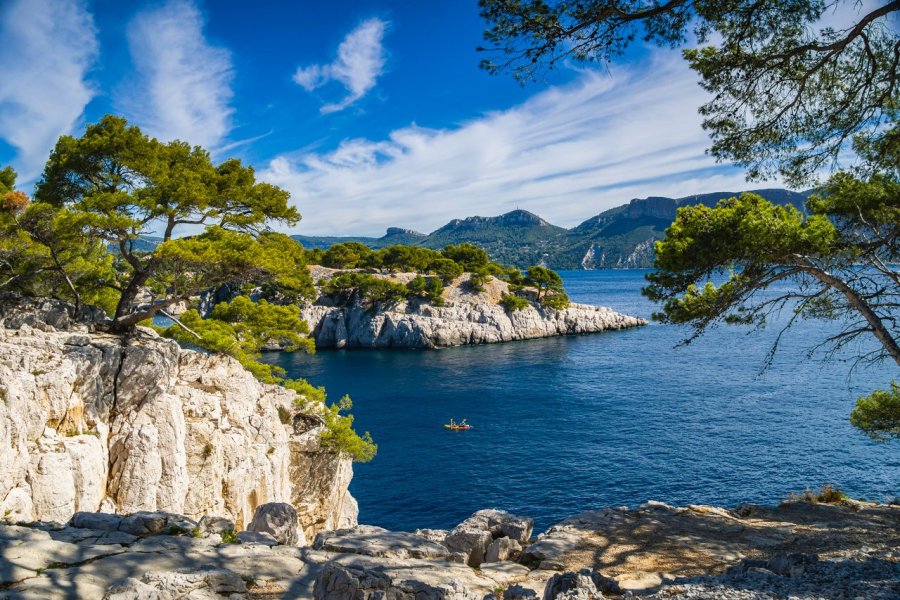 Kayak dans le parc national des Calanques