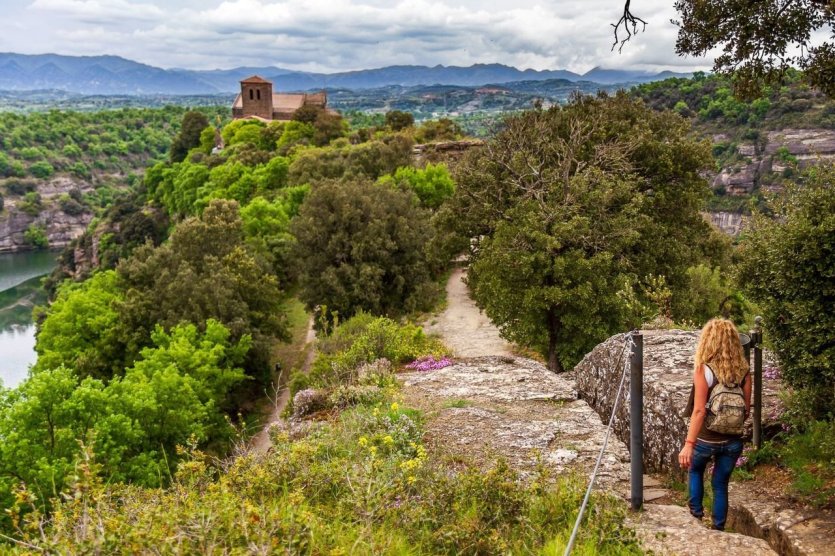Monestir de Sant Pere de Casserres-Les Masies de Roda de Ter. - © Osona Turisme baixa