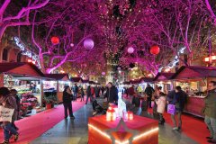 Noël à Figueres, entre traditions, atmosphère dalinienne et shopping