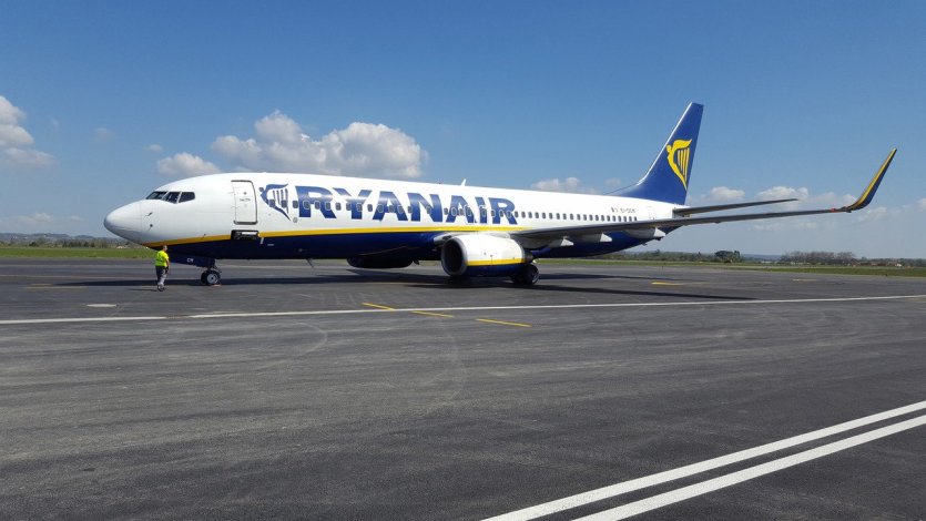 Un avion de la compagnie Ryanair - © Aéroport de Bergerac Dordogne Perigord