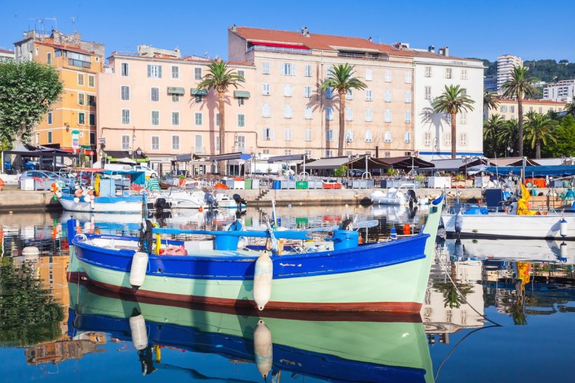 La ville d'Ajaccio - © © eugenesergeev - iStockphoto.com