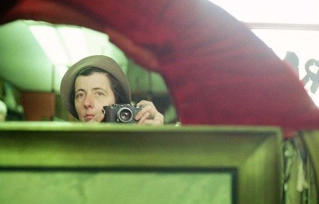 - © Estate of Vivian Maier, Courtesy of Maloof Collection and Howard Greenberg Gallery, NY