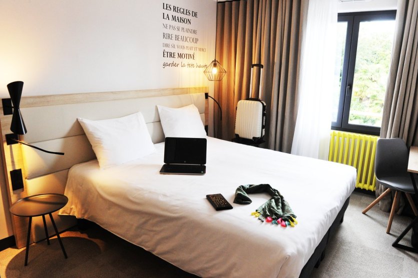 - © Cit'Hotel