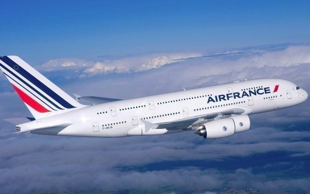 - © Air France