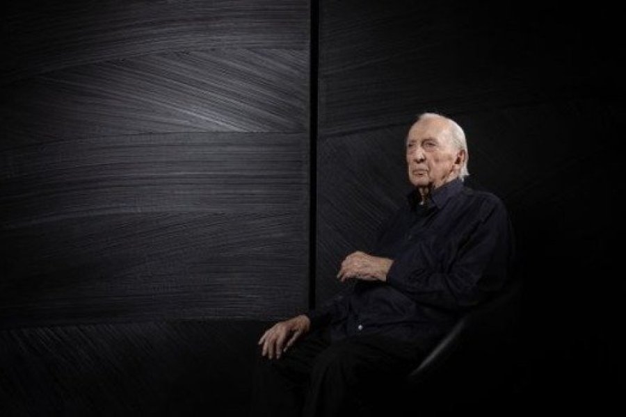 Le musée Pierre Soulages apprend avec émotion le décès de l'artiste