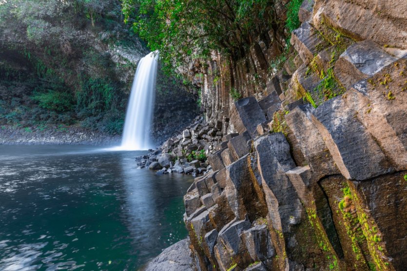 - © Zamir Popat - Shutterstock.com