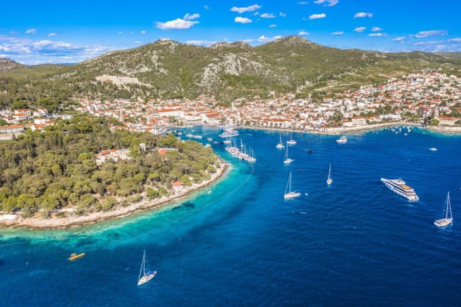 10 raisons de visiter Hvar en 2023